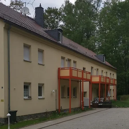 Ferienwohnung Mit Blick Ins Grune Апартаменты Зебниц